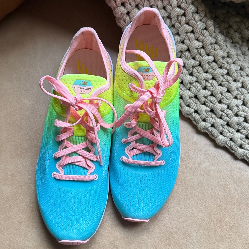 New Balance Fresh Foam Fast Sneaker Tennis Shoe NEW - Picture 4 of 7